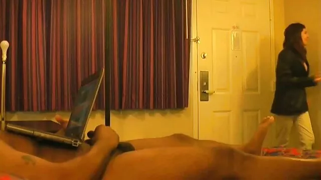 الفتاة الصغيرة الساحرة أعطاك لها افلام سكس طويله اجنبيه في كل مكان