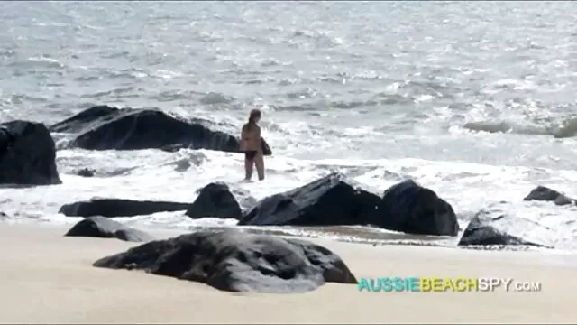 لطيف فتاة تقديم افلام سكس مجانية اجنبي نفسها إلى النشوة الجنسية